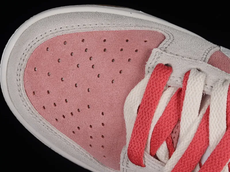 All Categories Nk SB Dunk Series Nk SB Dunk Low Low-top Sneakers Nk Dunk Low SE 2023 Year of the Rabbit Limited SB Smashed Backboard Fashion Casual Sneakers DO9457-117